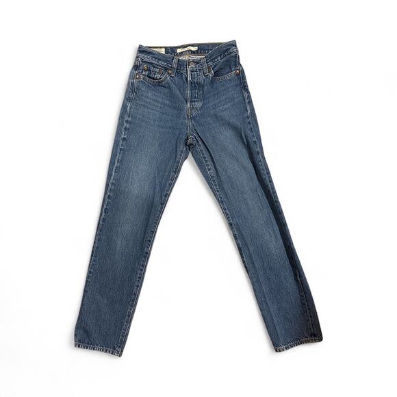 Levi’s women’s Wedgie Straight Leg Jeans Size 23 - Picture 1 of 5